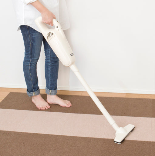 サンコー おくだけ吸着 ペット用 撥水タイルマット 30×30cm 同色 20枚入 ブラウン 犬 猫 タイルマット 吸着 撥水 床暖房対応 薄型 マット ずれない おすすめ