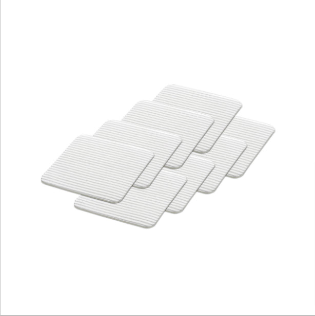 サンコー おくだけ吸着 すべり止めシート ペット用 8×8cm 8枚入り ペット犬 猫 ベッド 滑り止め シート 吸着 床暖房対応 ベッド マットフリーカット 日本製