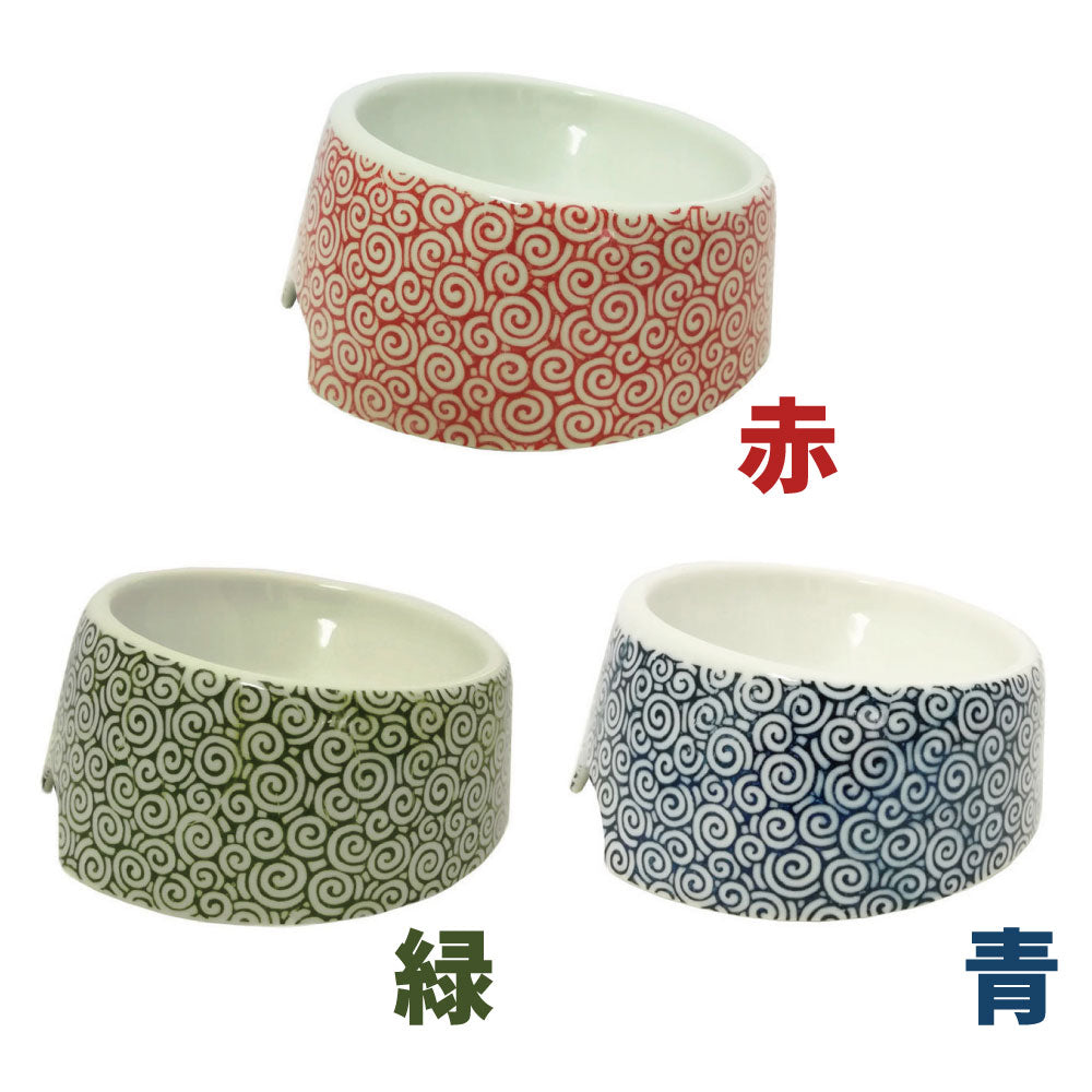 犬用食器 唐草 ペット 犬 猫 ペット フードボウル エサ入れ 和柄 おしゃれ 食器 陶器 瀬戸物 傾斜 餌入れ 器 日本製