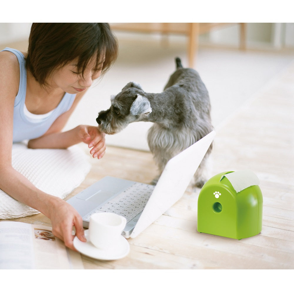 ペットロールペーパーホルダー 犬 猫 ペット トイレットペーパー 入れ ケース カバー ホルダー かわいい 日本製 ISETO 伊勢藤